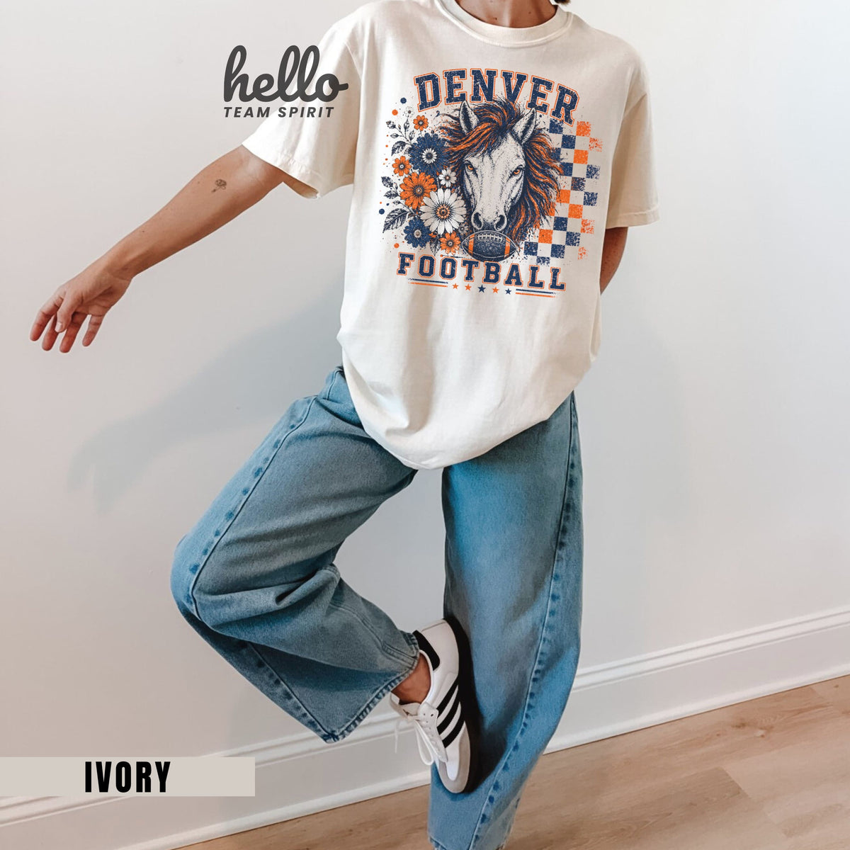 Denver Retro Football Graphic T-shirt