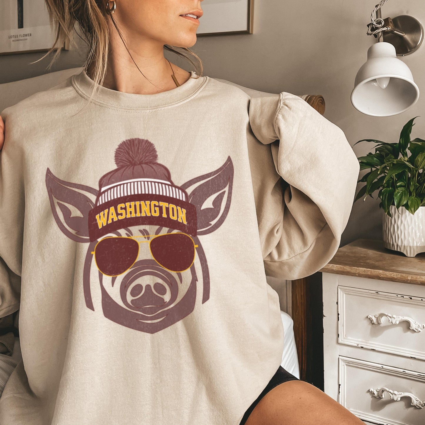 Vintage Washington Football Sweatshirt, Trendy Crewneck Pullover for Game Day Fans, Unisex Heavy Blend Sweatshirt, Washington Football