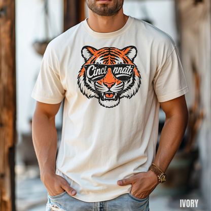 Cincinnati Vintage Character Football Graphic T-shirt