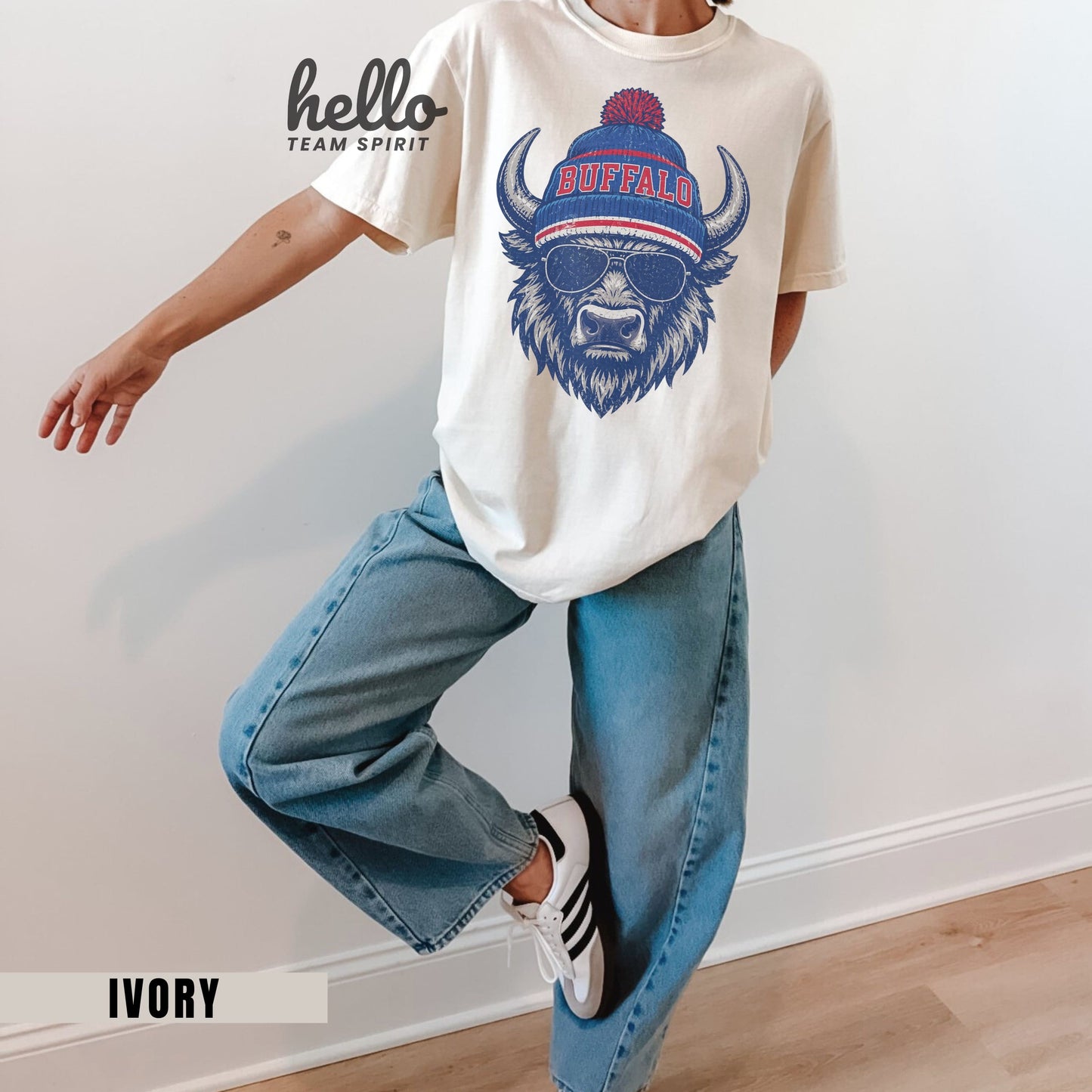 Buffalo Vintage Character Football Graphic T-shirt