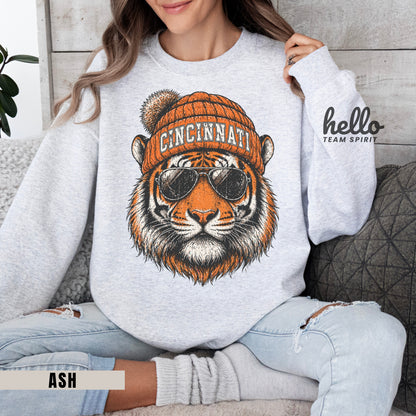 Cincinnati Retro Character Football Graphic Sweatshirt