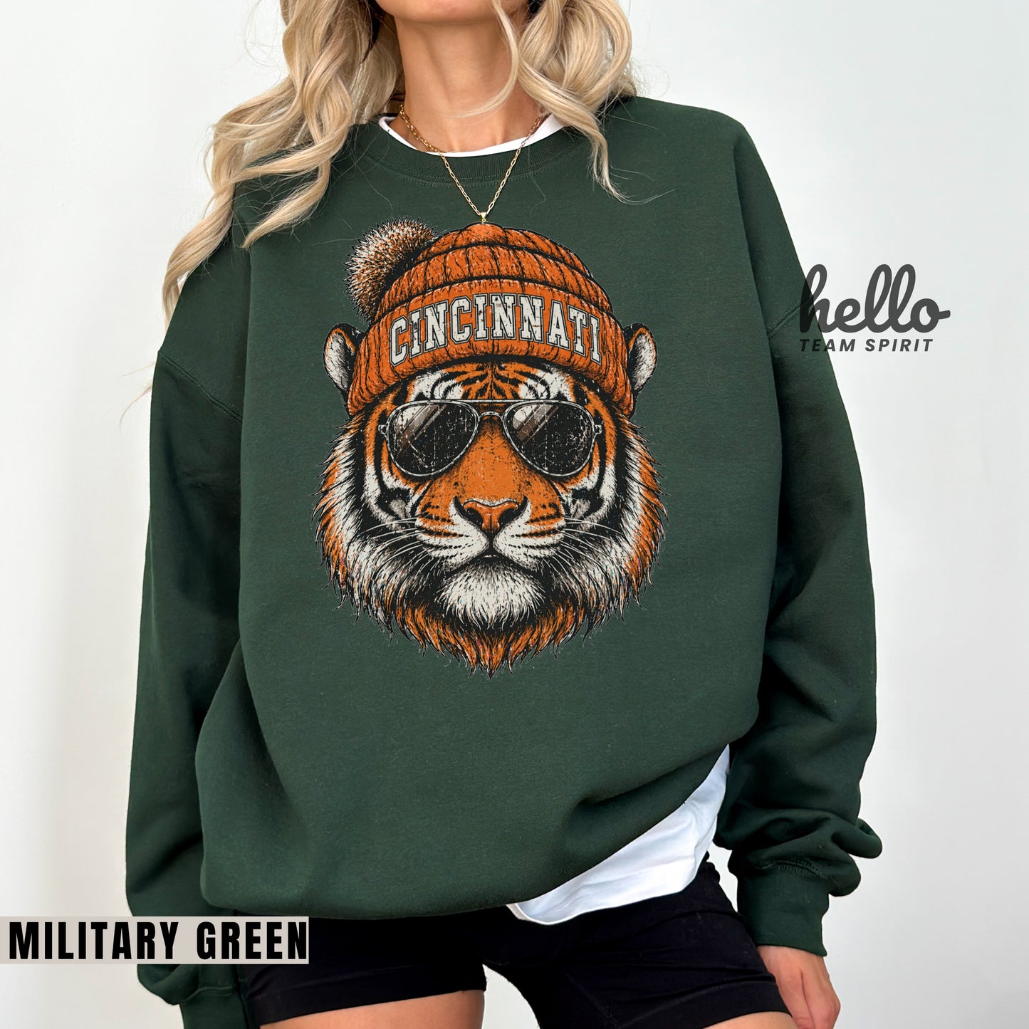 Cincinnati Retro Character Football Graphic Sweatshirt