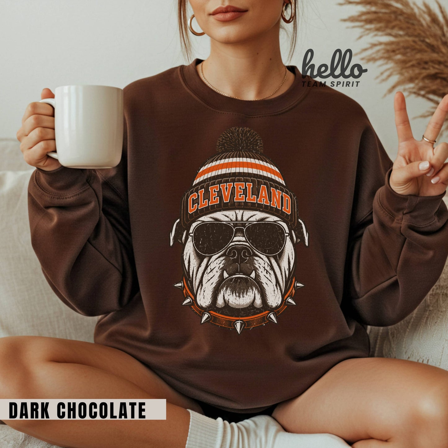 Cleveland Retro Football Graphic Sweatshirt