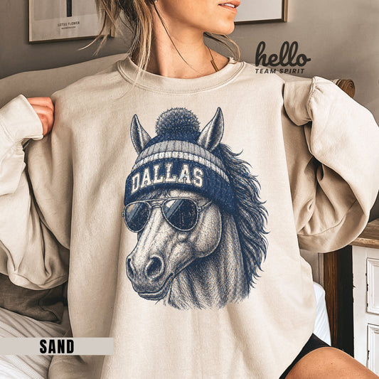Dallas Vintage Character Football Graphic Sweatshirt