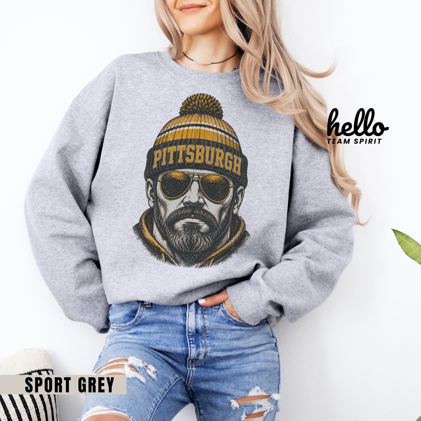 Pittsburgh Vintage Character Football Graphic Sweatshirt