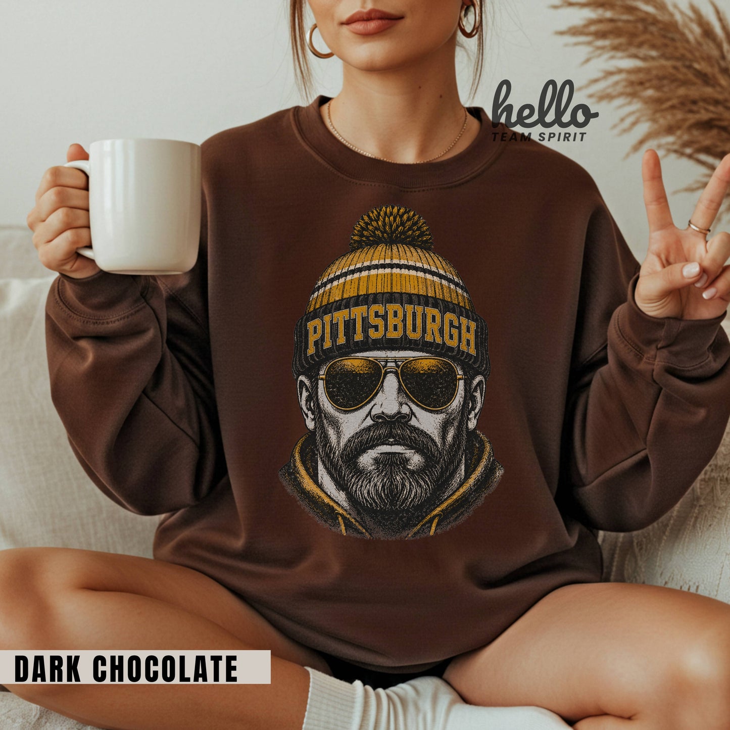 Pittsburgh Vintage Character Football Graphic Sweatshirt