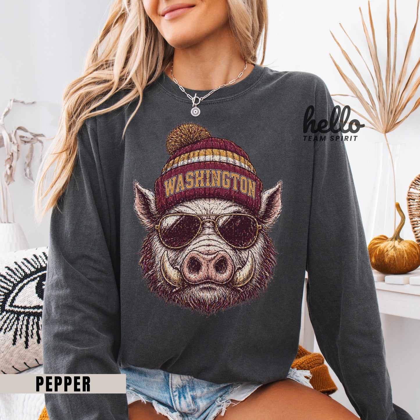 Washington Vintage Character Football Graphic Sweatshirt