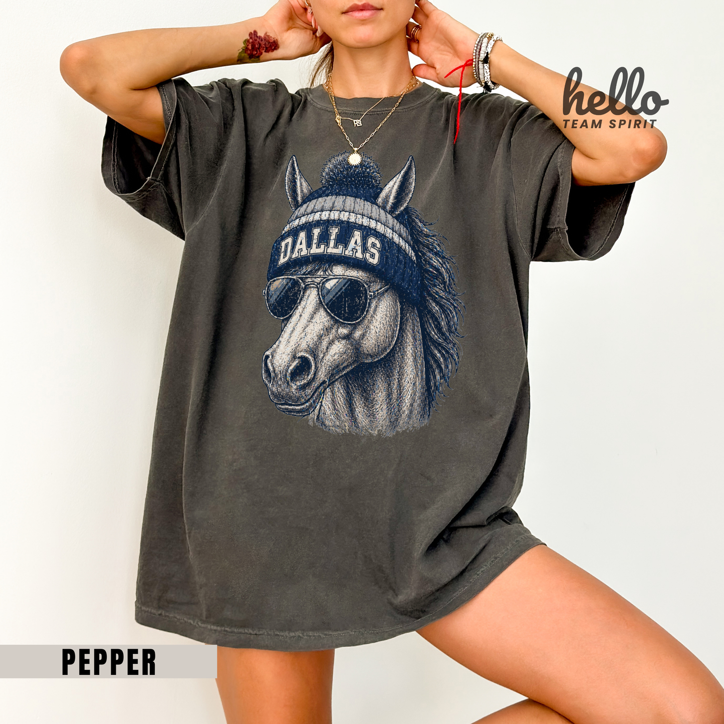 Dallas Vintage Character Football Graphic T-shirt