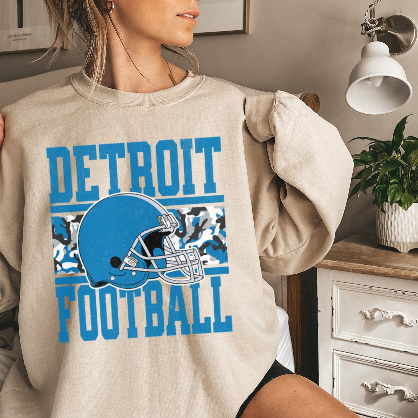 Detroit Football Crewneck Sweatshirt, Vintage Sports Fan Apparel, Trendy Game Day Gift, Unisex Detroit Sweatshirt, Detroit Football Fan