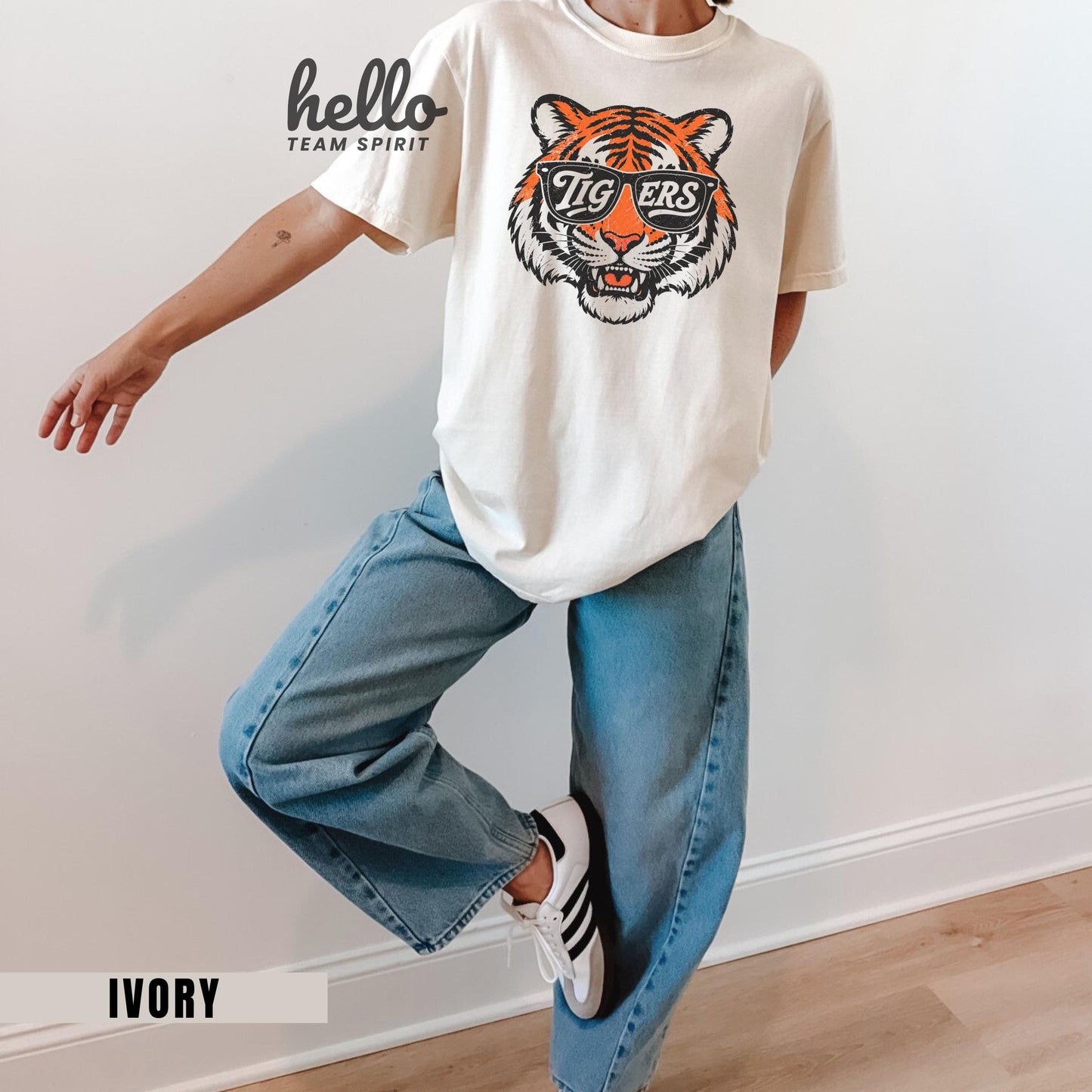 Retro Tigers Game Day Sweatshirt, Vintage Tiger Mascot Shirt, Football Touchdown Tailgate Tee, School Spirit Wear Youth Adult Apparel HTS026