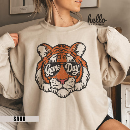 Retro Tigers Game Day Sweatshirt, Tiger Mascot Football Distressed Shirt, Detroit Tailgate Party Outfit, Youth Adult Gameday Apparel HTS025