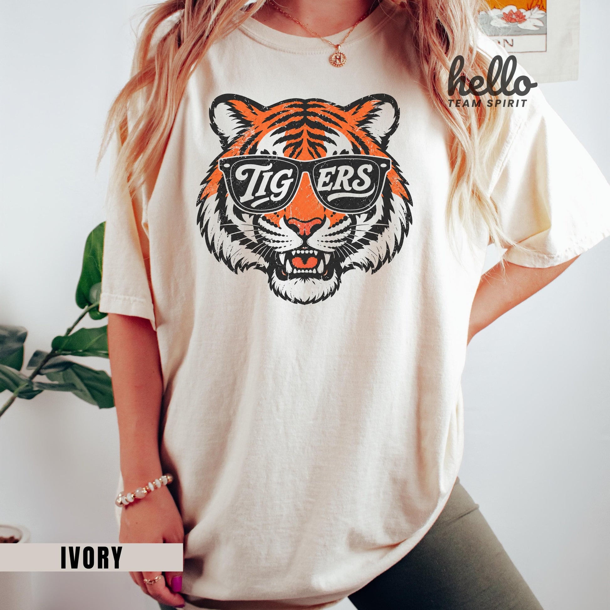 Retro Tigers Game Day Sweatshirt, Vintage Tiger Mascot Shirt, Football Touchdown Tailgate Tee, School Spirit Wear Youth Adult Apparel HTS026